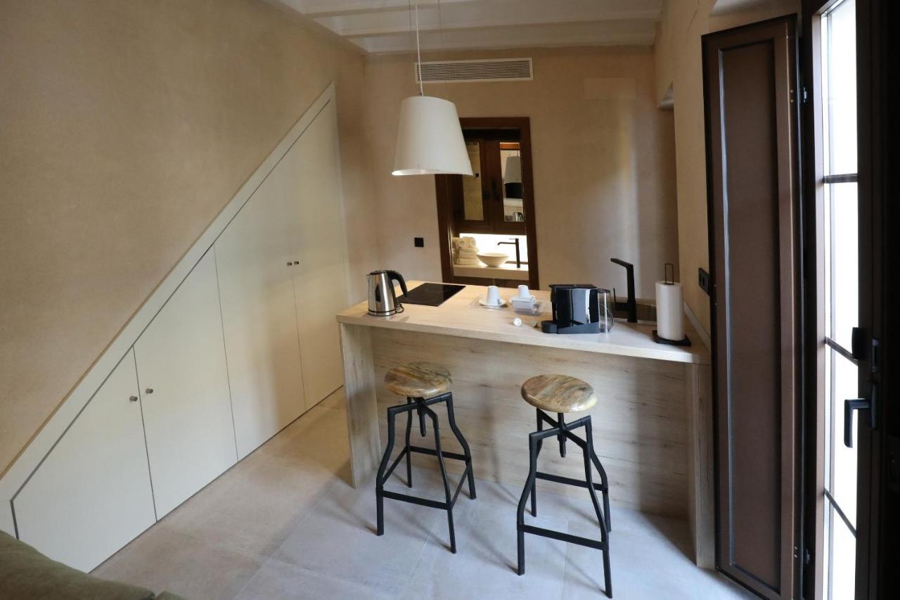 Casa Senorial Del Siglo XVIII Aparthotel Seville Luaran gambar
