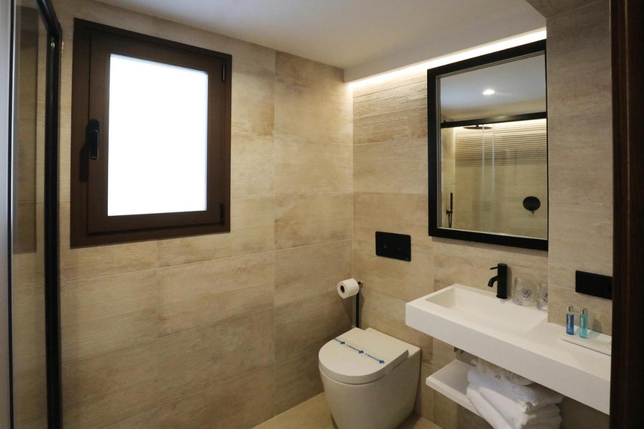 Casa Senorial Del Siglo XVIII Aparthotel Seville Luaran gambar