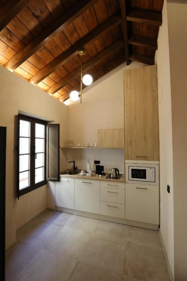 Casa Senorial Del Siglo XVIII Aparthotel Seville Luaran gambar
